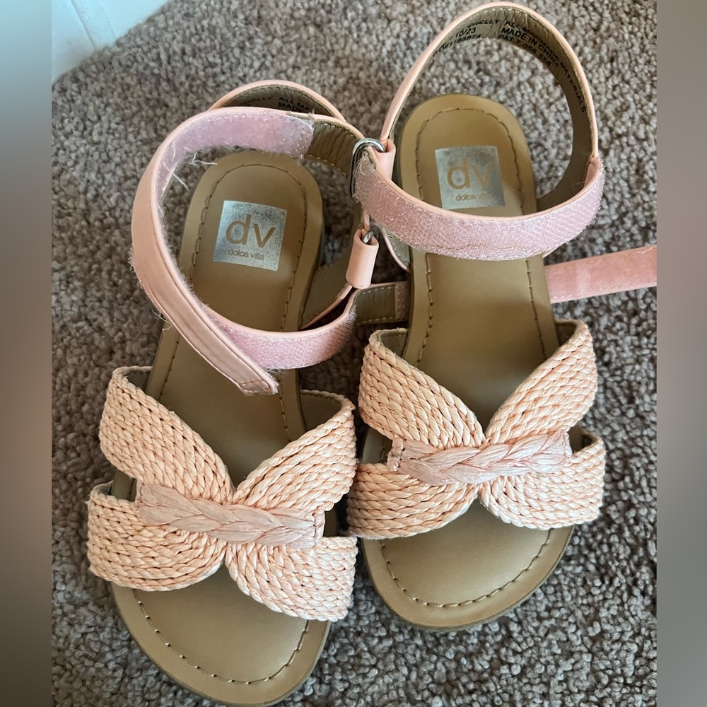 Like new DV by Dolce Vita girls size 12 toddler sandals